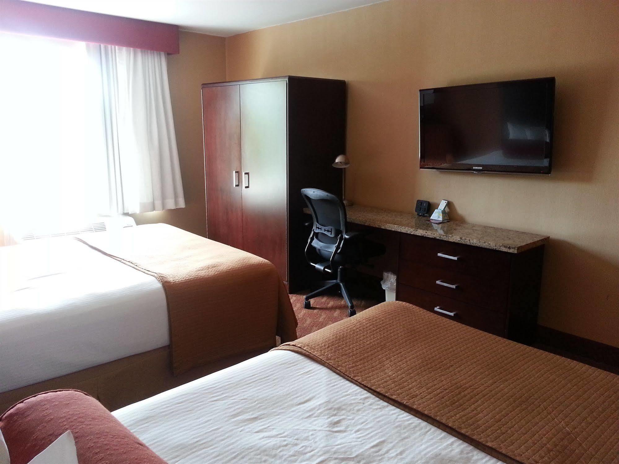Best Western Plus Rancho Cordova Inn Екстериор снимка